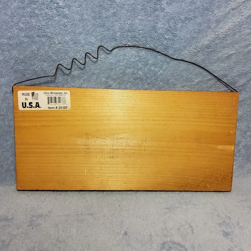 Ohio Wholesale Wooden Wall Sign Love Like There's No Tomorrow Wire Hanger 12x5.5